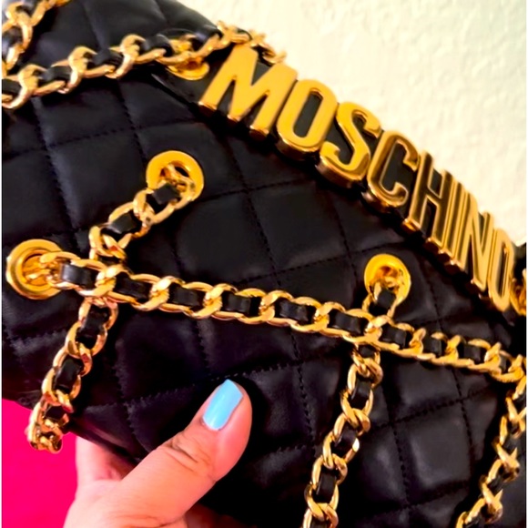 👑✅PRICE FIRM✅NO OFFERS SUPER SALE!! 👑AUTHENTIC Moschino Leather Clutch Bag - Picture 7 of 17